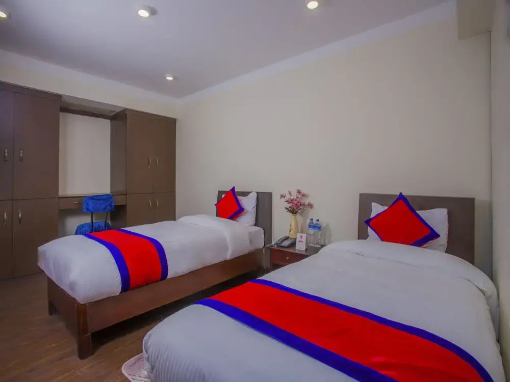 OYO 299 Hotel Sweet Home
