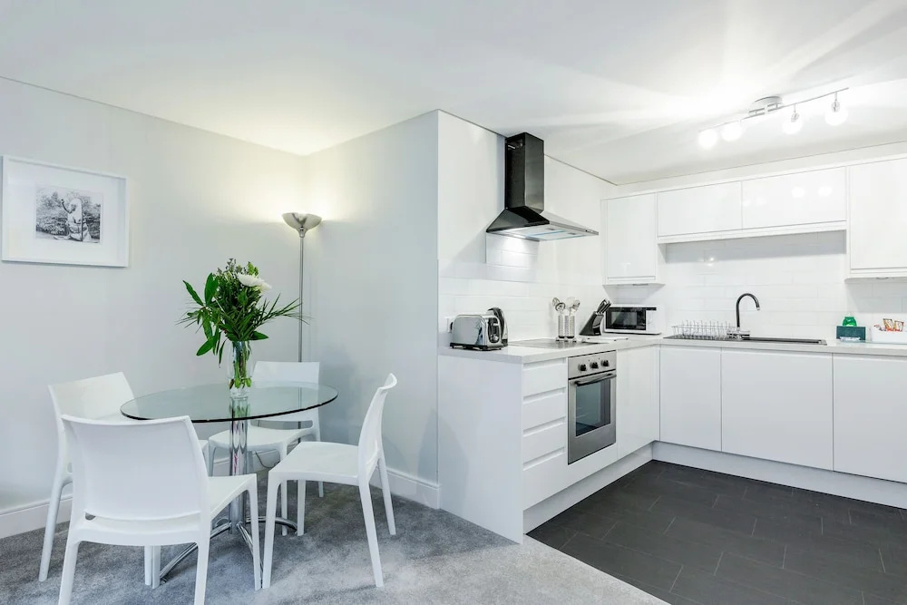 Marina Place by Roomspace Apartments
