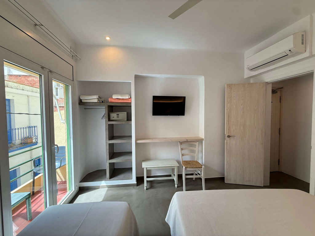 Hostal ROM Familiar