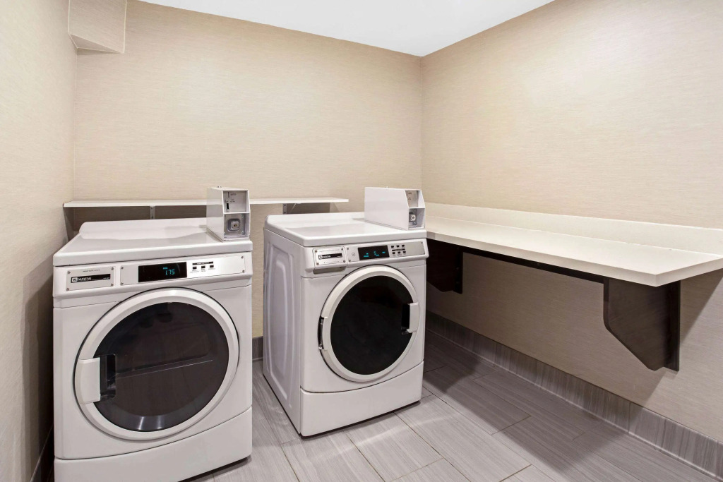 La Quinta Inn & Suites by Wyndham Denver Aurora Medical