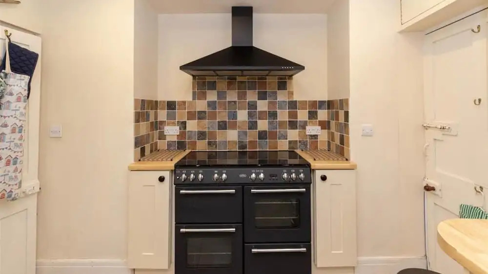 Frogmore Terrace 1