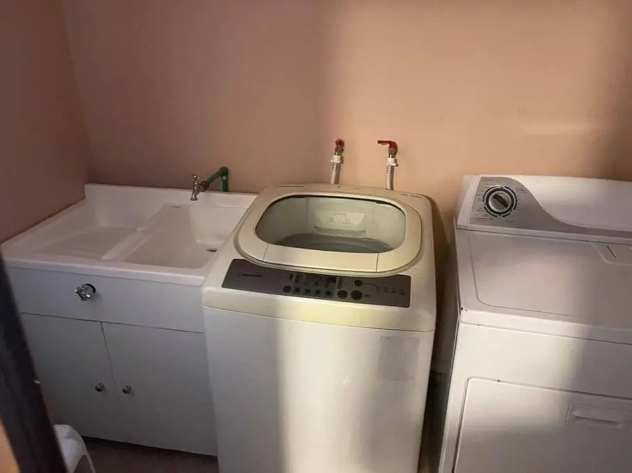 Casa 2 Pisos 100  Funcional En Cuenca Garantizado