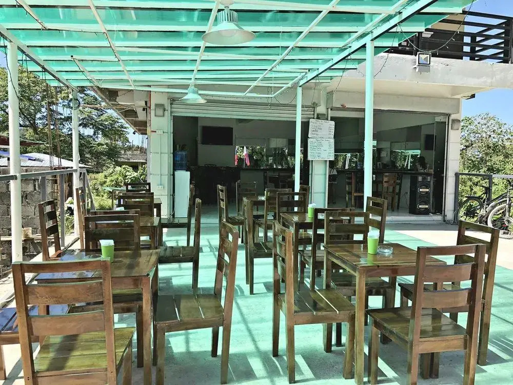 Rey-Alexandria Suites Annex