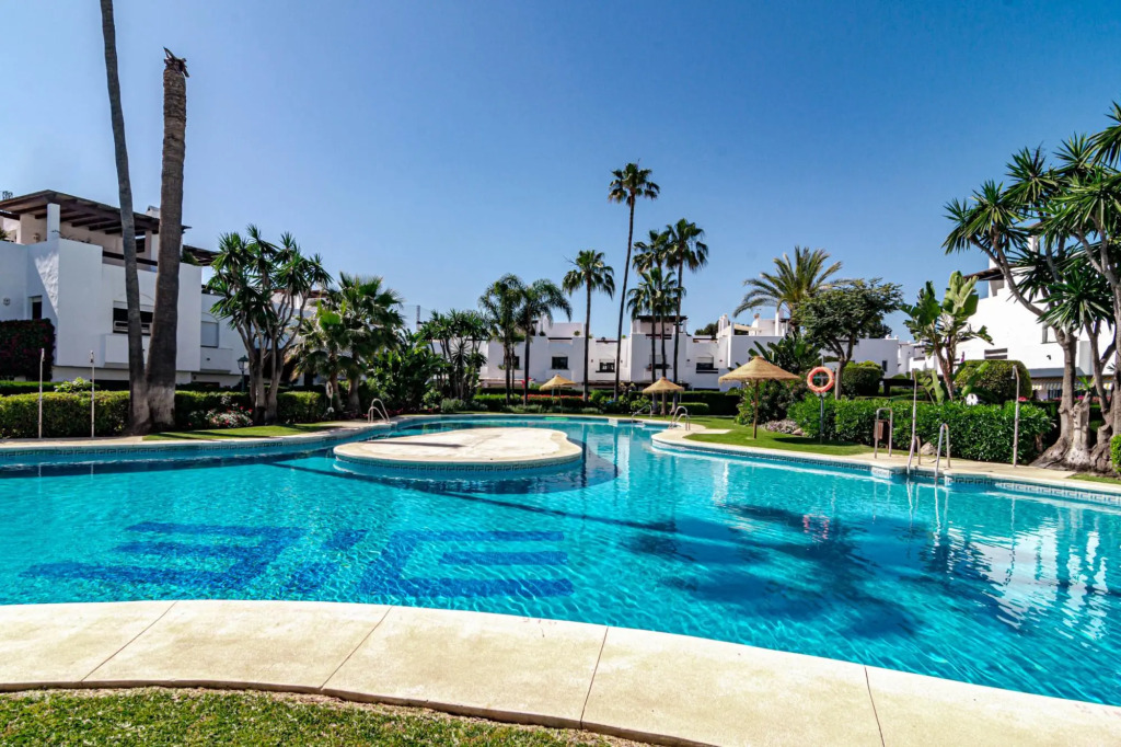 Guadalvilla 39 in San Pedro de Alcántara