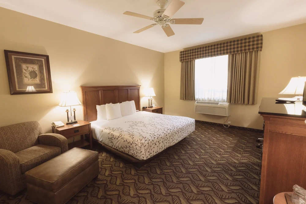Bw Plus Lodge At Rivers Edge