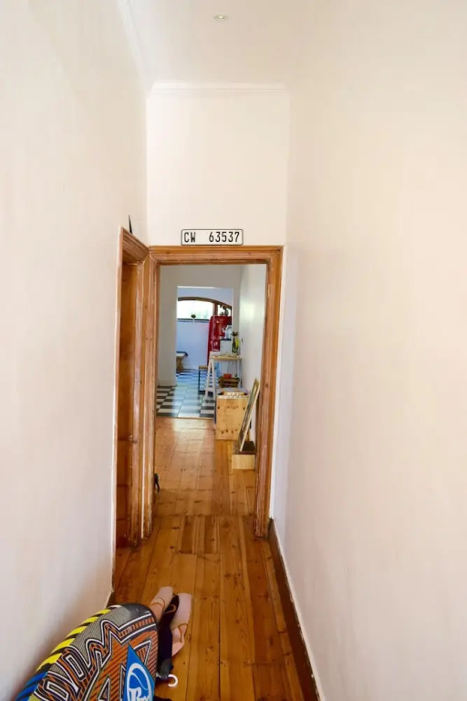 2 Bedroom House in Observatory Cape Town