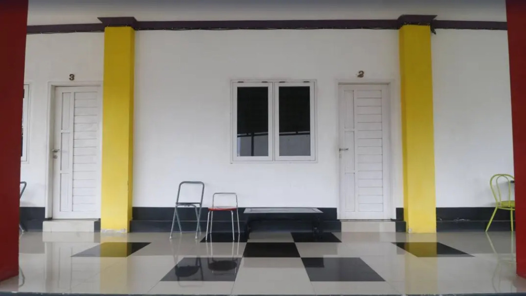 RedDoorz Syariah near BSCC Dome