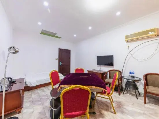 Xiaogan Education Hotel