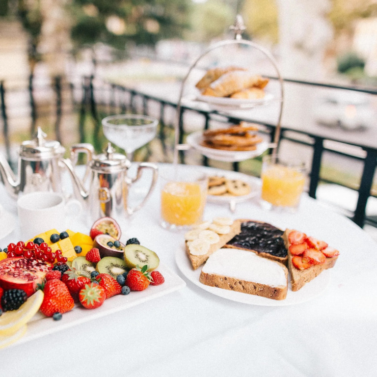 The Glam Boutique Hotel & Apt