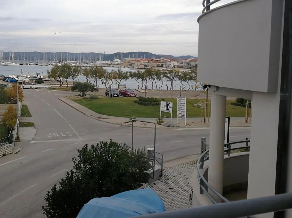 Nautica Apartments