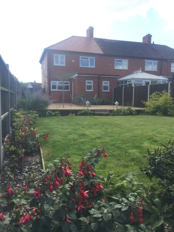 3 Bed Broomfield Road Newport Shropshire