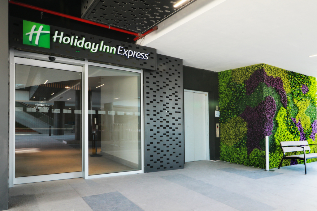 Holiday Inn Express - Monterrey - Fundidora by IHG