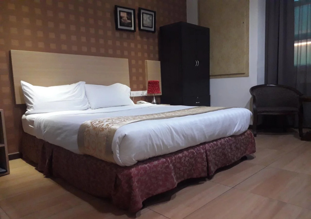 Eight Days Boutique Hotel - Permas Jaya