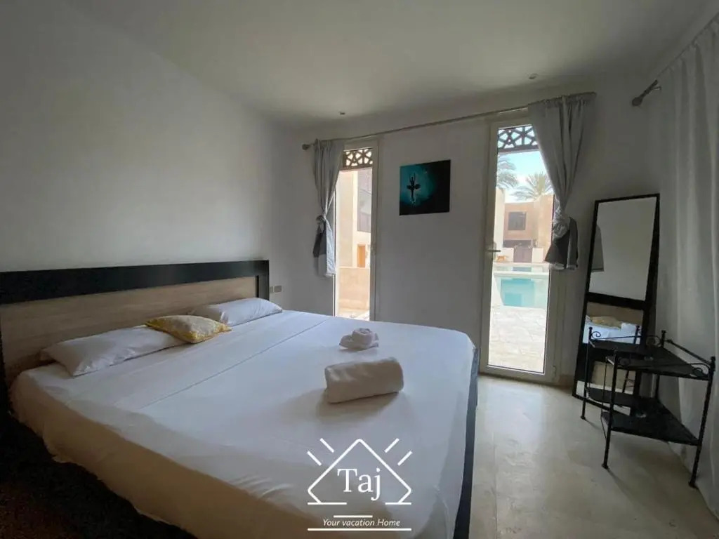 Taj Home, serenity view,2bedrooms apartment Scarab