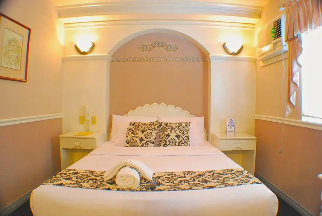 SM Travelodge