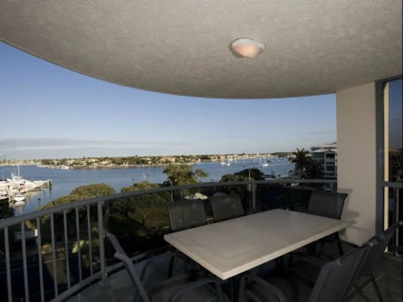 Riverdance Apartments