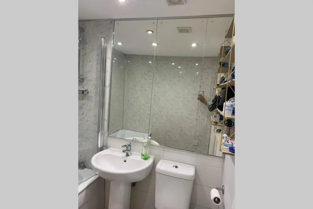 Luxury 9ine Bull Ring Apartment, Stunning city view, Free Parking, Amazing Fireplace