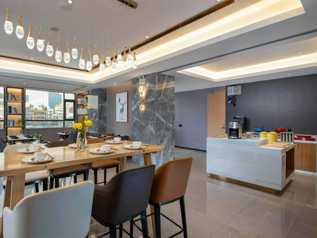 Campanile Hotel (Shenzhen Guanlan Golf Store)