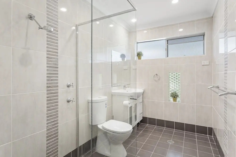 Bay Serene, 15 Mistral Close