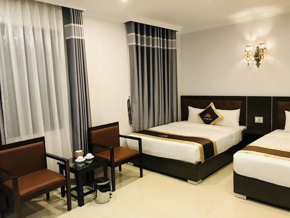 Sun Homes Hotel