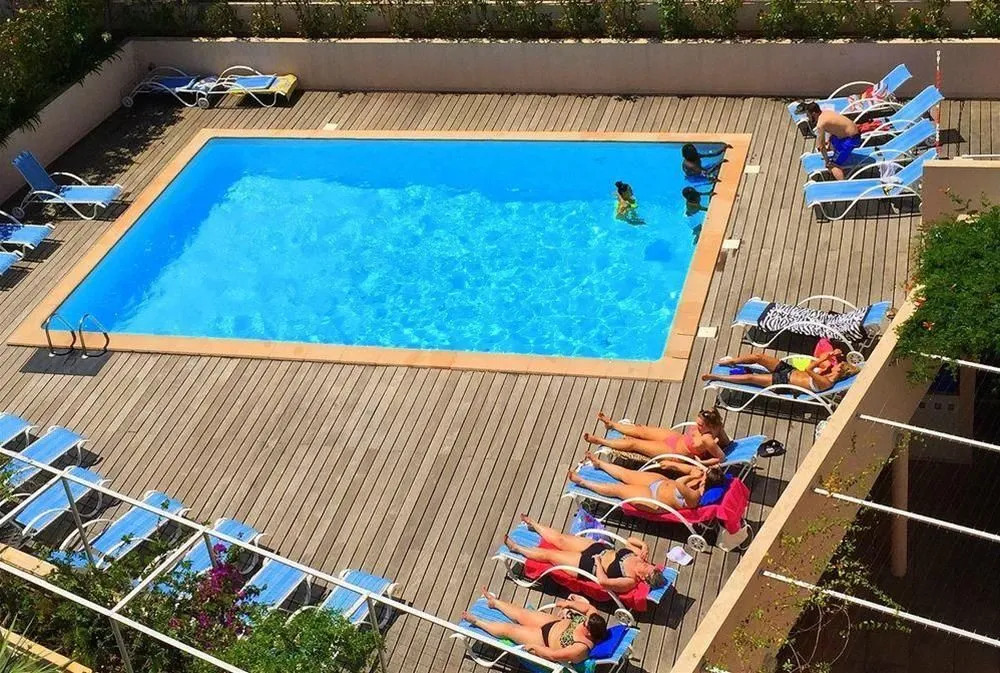 Cannes Beach 514