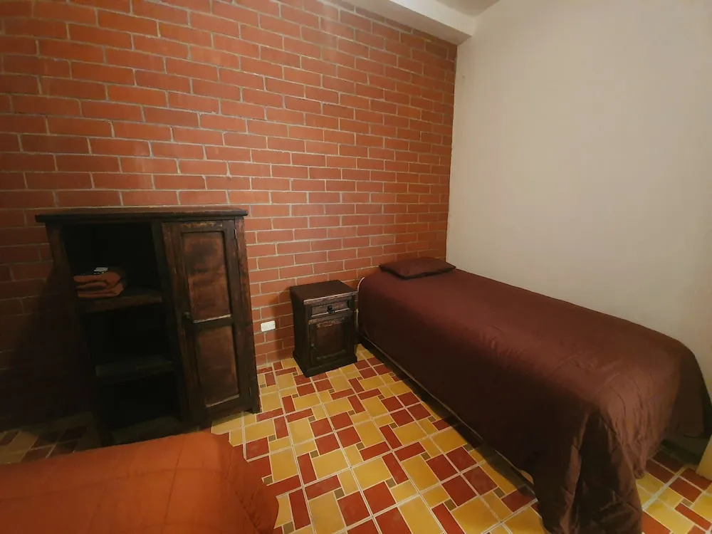 Lar Antiqua Hotel