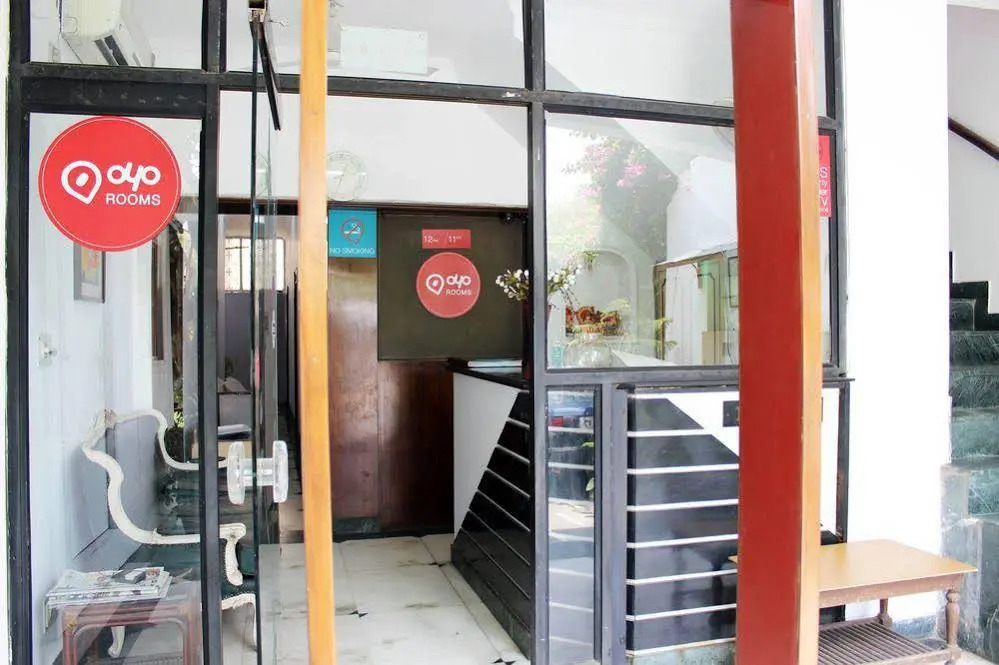 OYO Rooms Defence Colony A Block