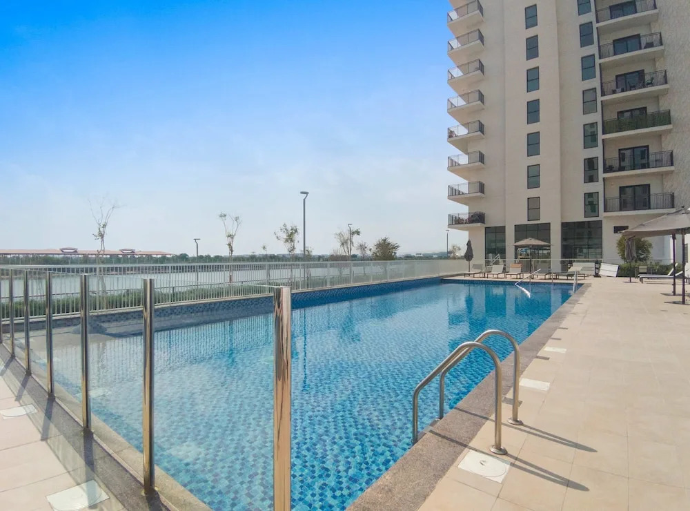 Silkhaus Unique Deal Modern 2bdr Canal View