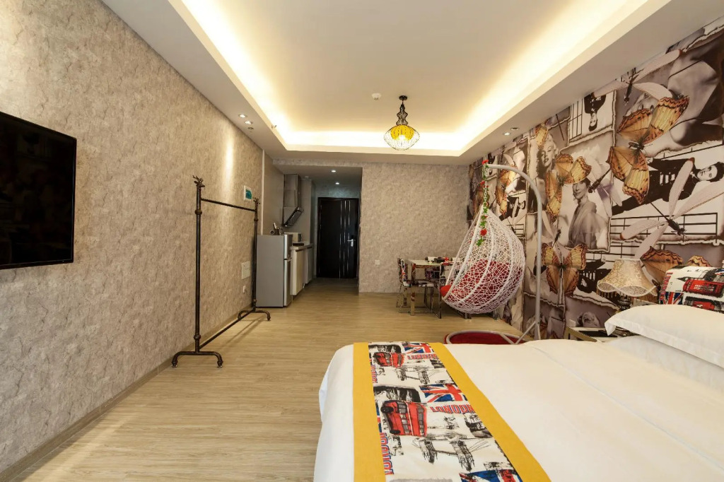 Chimelong LOVE Theme Apartment