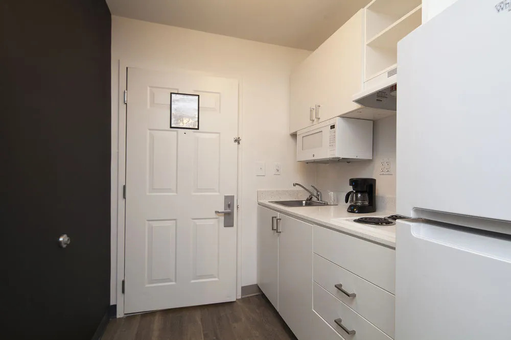 Savannah Suites Newport News
