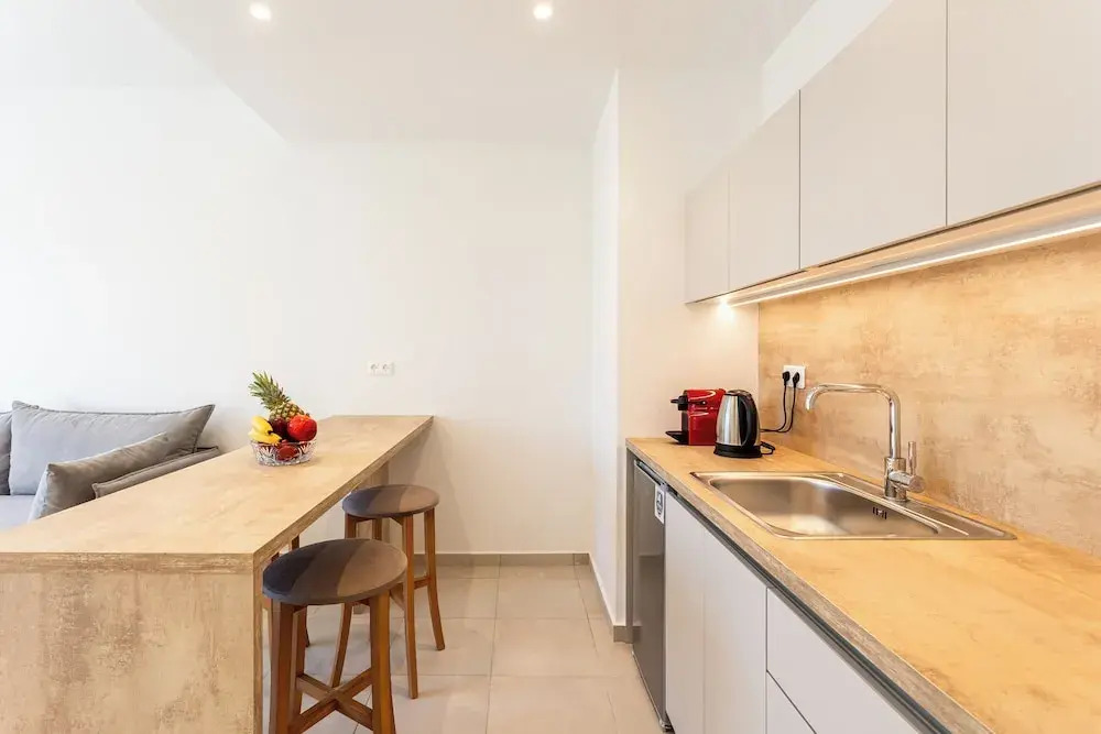 Grec Suites Dafni, Athens by GrecCollection