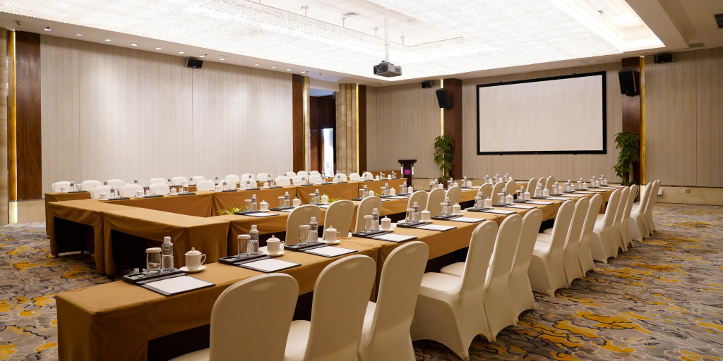 Crowne Plaza Dalian Sports Center by IHG
