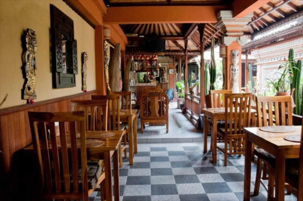 Gustis Garden Bungalows