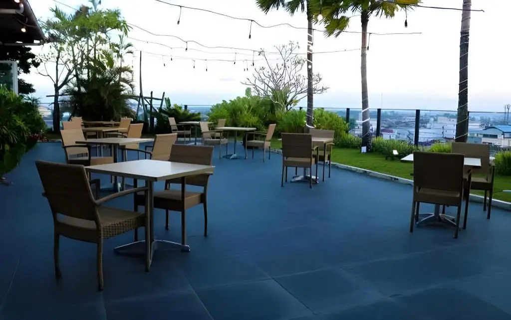 Borneo Hotel