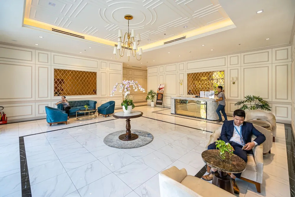 Dream House Apartment