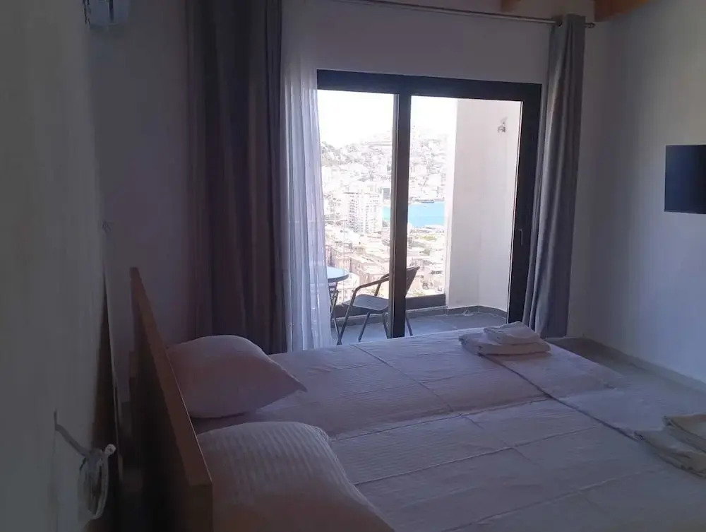 Brian's Rooms