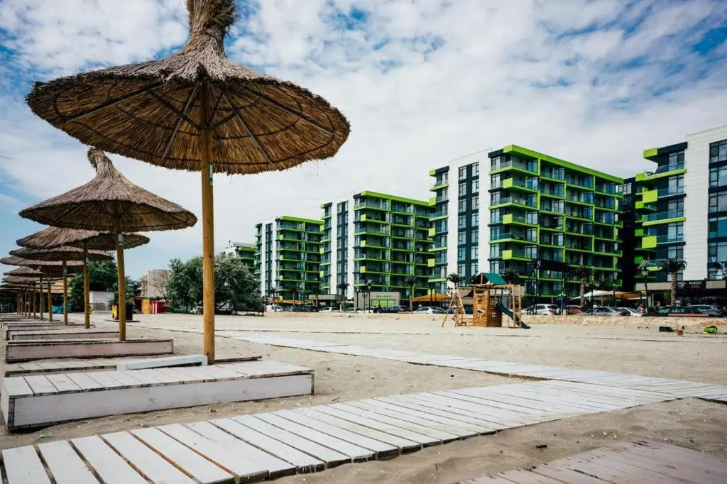 Alezzi Holiday Apartment 13 G