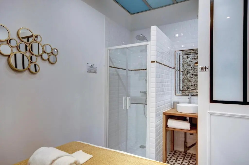 Le Cocoon 29 by Cocoonr