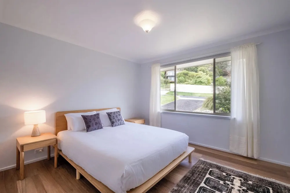 Island Vista - Freycinet Holiday Houses