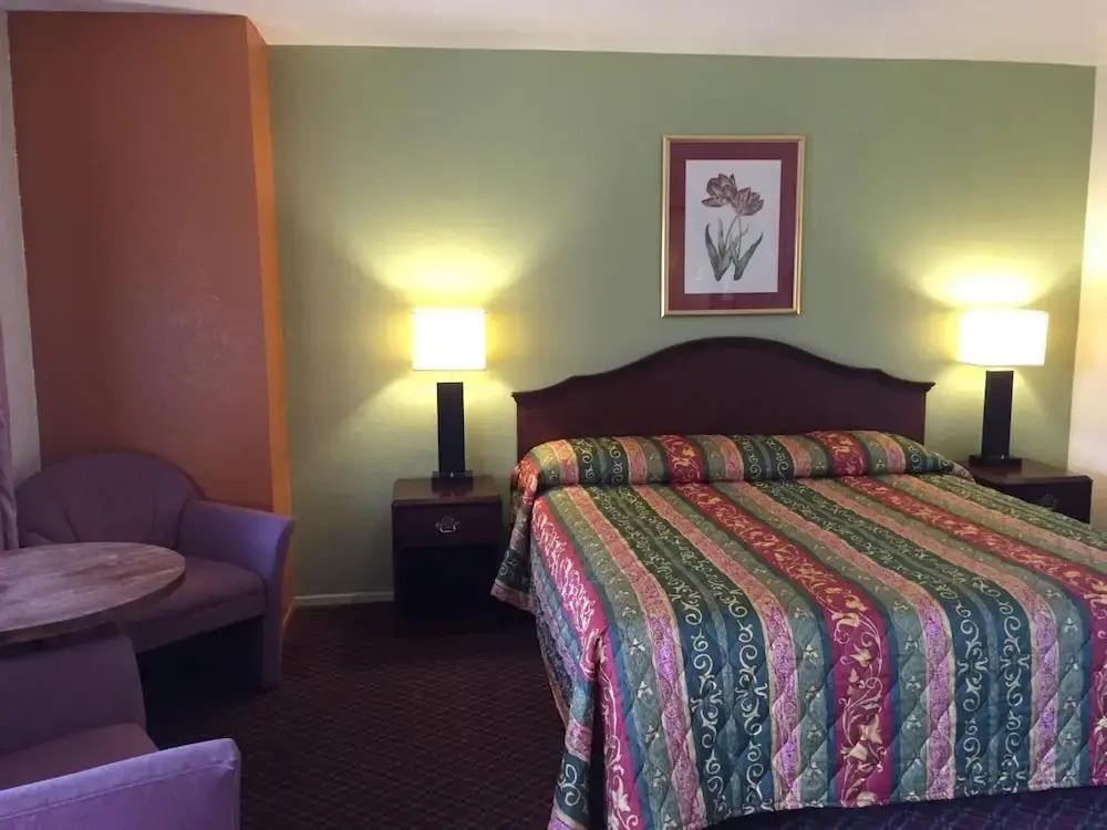 Hacienda Motel
