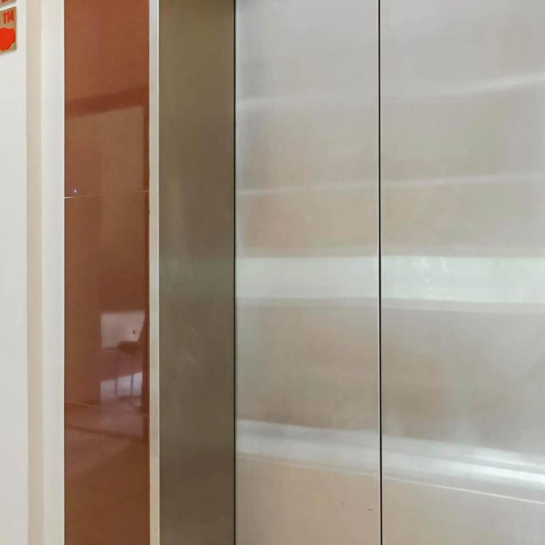 RedDoorz Plus at Karebosi Area 2 Makassar