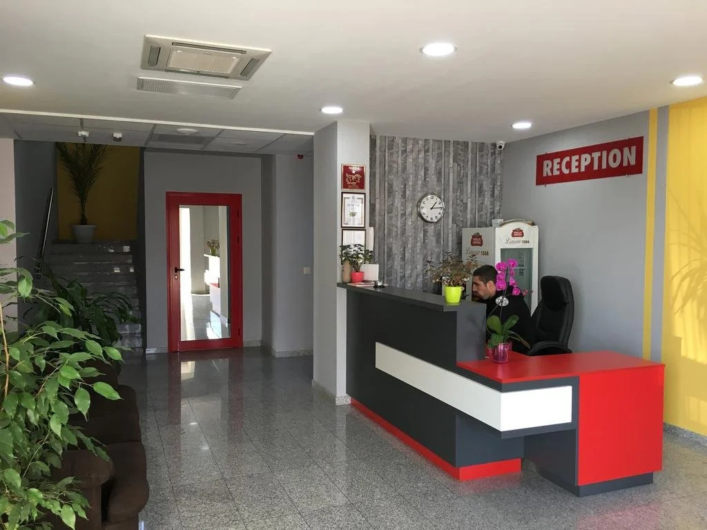 Hotel Iris