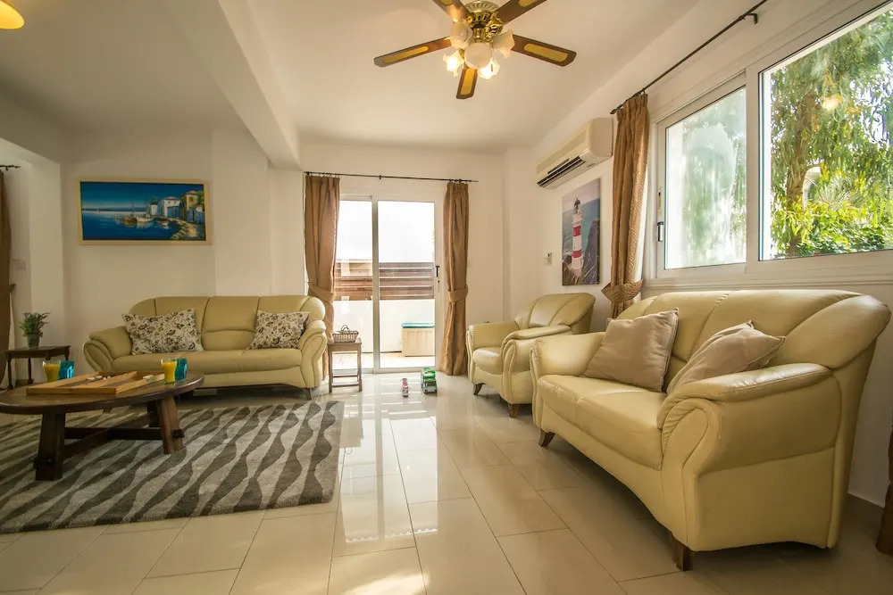 Pernera Sea Holiday Villa