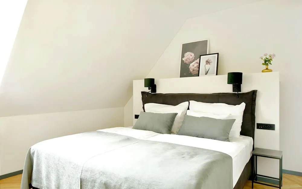 Hotel Maribor & Garden Rooms