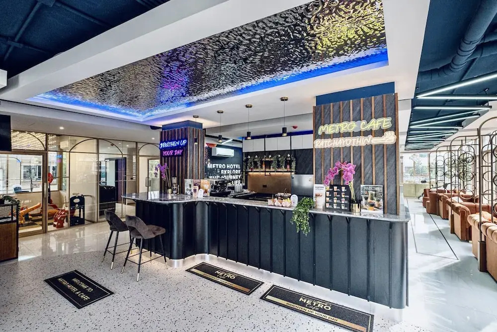 Metro Hotel Phahonyothin 35