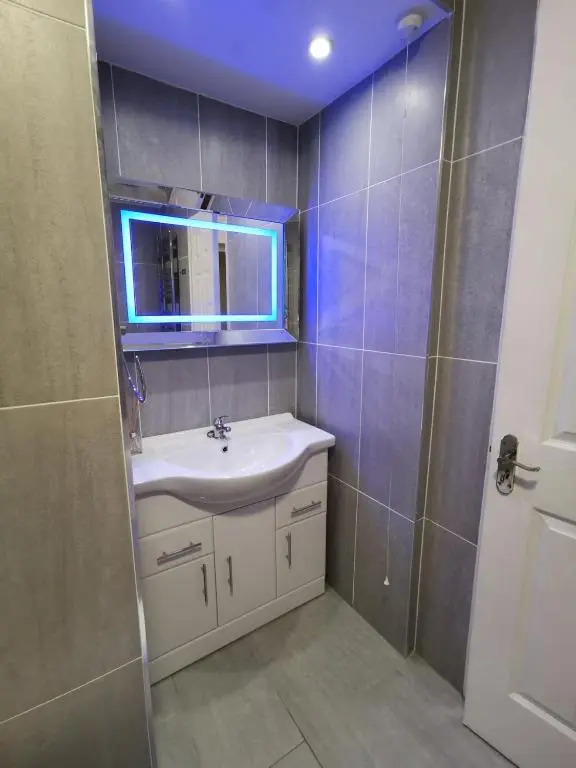 Glasgow Apartment