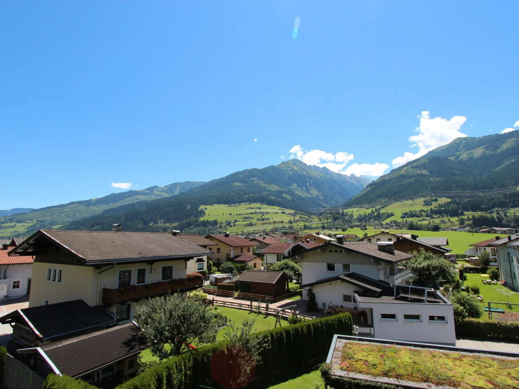 Apartment Niedernsill Near Ski Slopes