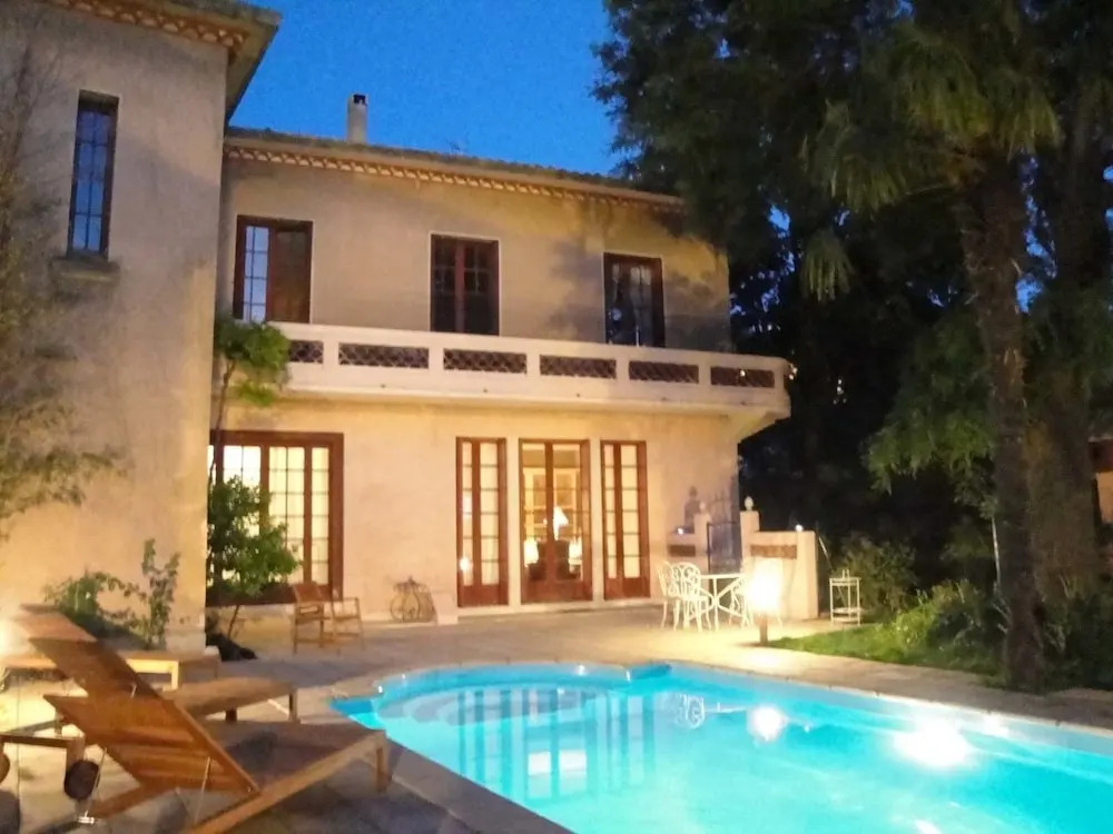 La Villa Carcassonne, Chambres d hôtes, B&B, face à la Cité Médiévale