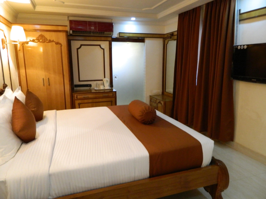 Hotel Thames International