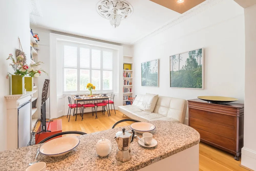 Delightful Notting Hill Home near Hyde Park